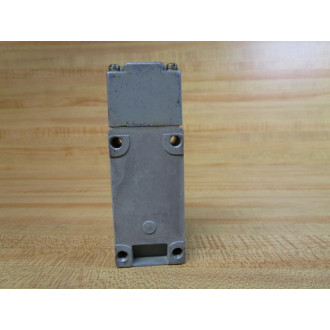 General Electric CR115GB101 Roller Limit Switch - New No Box