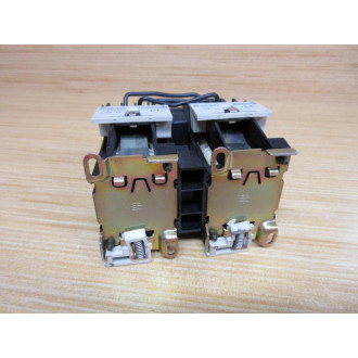 Telemecanique LP1-D0901-BD Contactor LP1D0901BD 023790 Reversing - Used