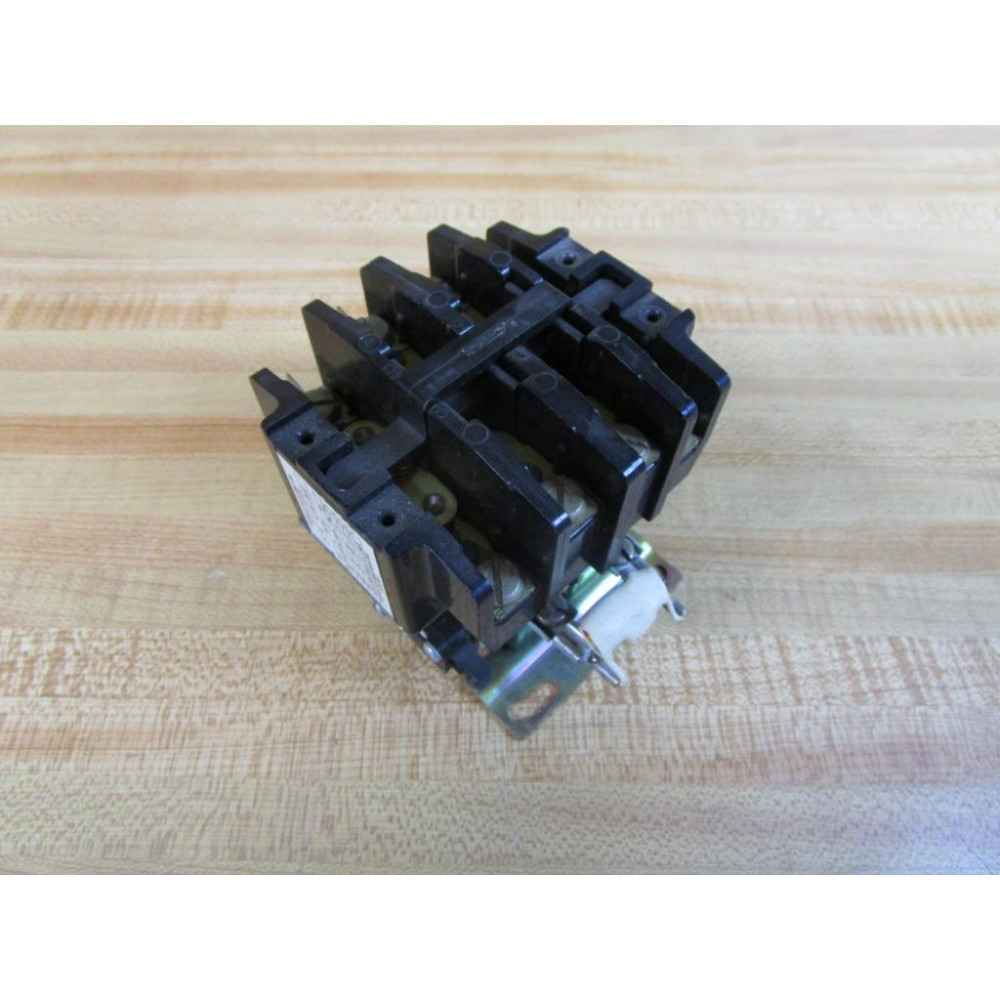 Furnas Electric 42BE25AF Contactor - Used