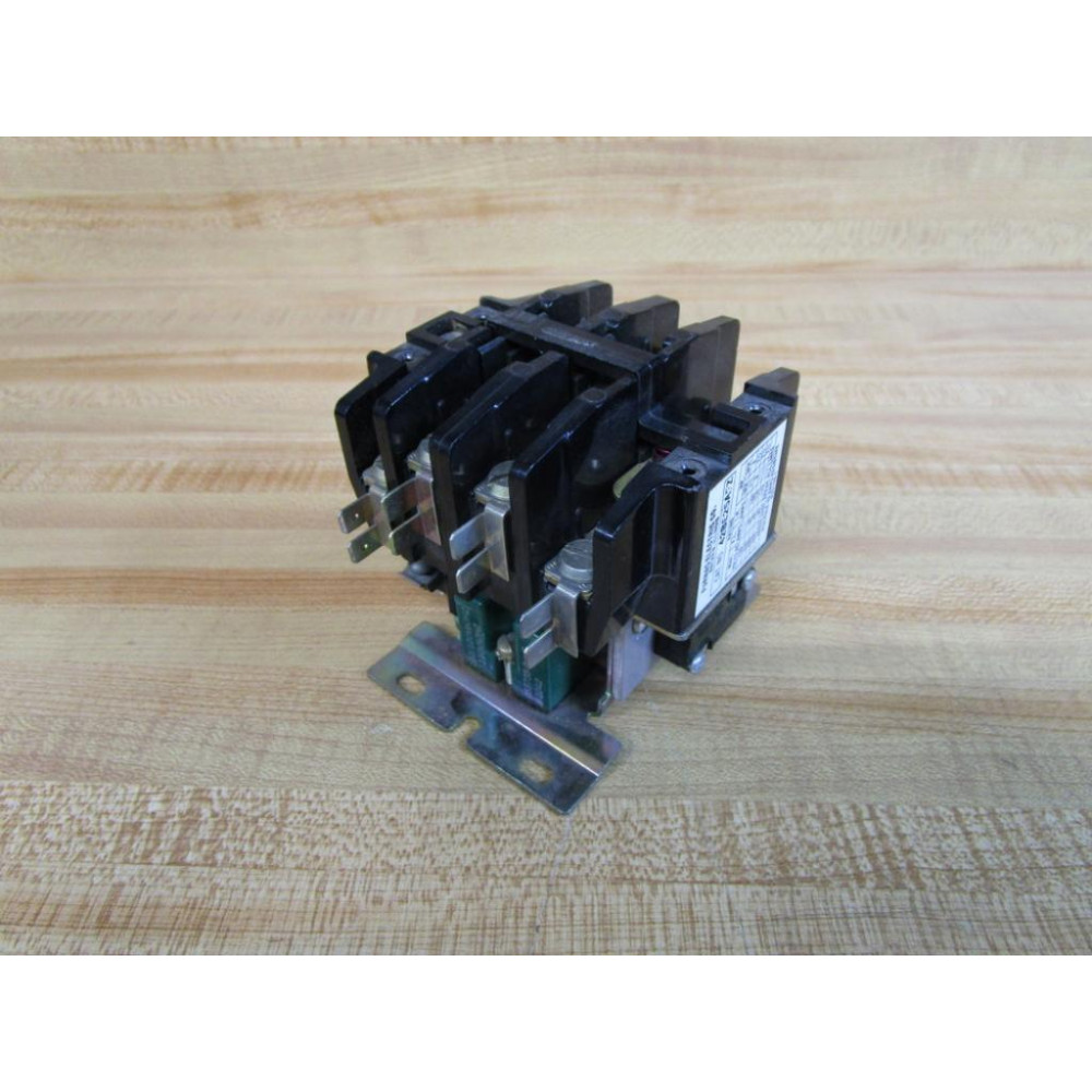 Furnas 42BE25AFZ Contactor D25198-1 - Used