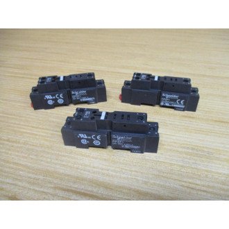 Schneider Electric RPZF1 Relay Socket - New No Box