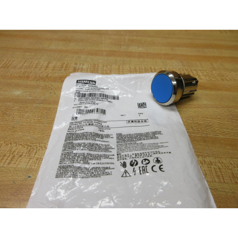 Siemens 3SU1050-0AB50-0AA0 Push Button 3SU10500AB500AA0