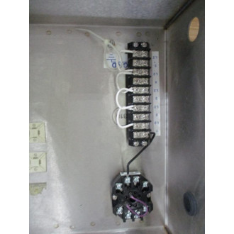 Ecolab Model PT Positronic IV Chemical Control Regulator PT Enclosure Only - Used