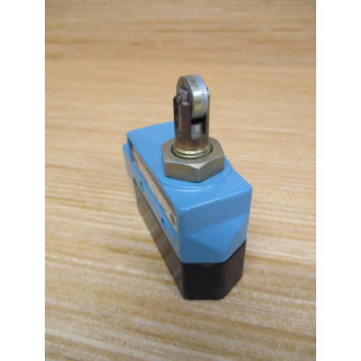 Honeywell Micro Switch BZE6-2RQ9 Limit Switch BZE62RQ9 W Base - Used