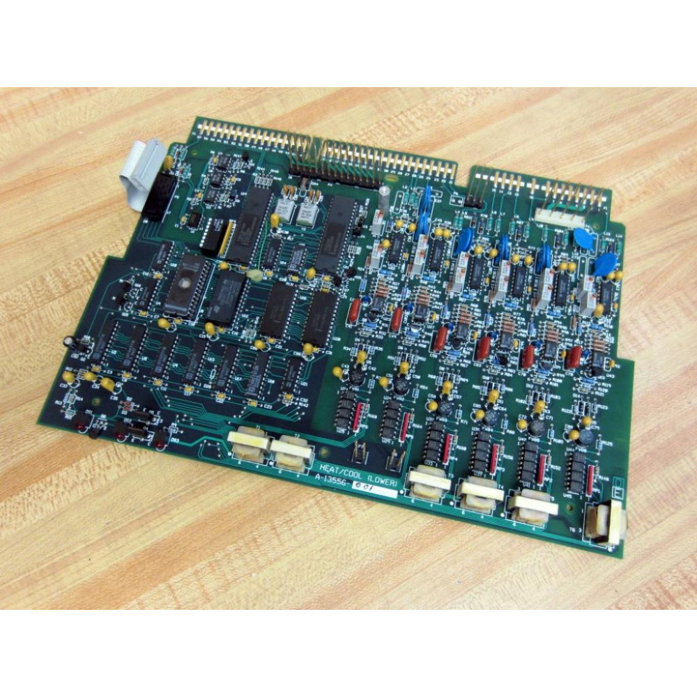 Barber-Colman A-13556-001 HeatCool Lower PCB A13556001 - Used