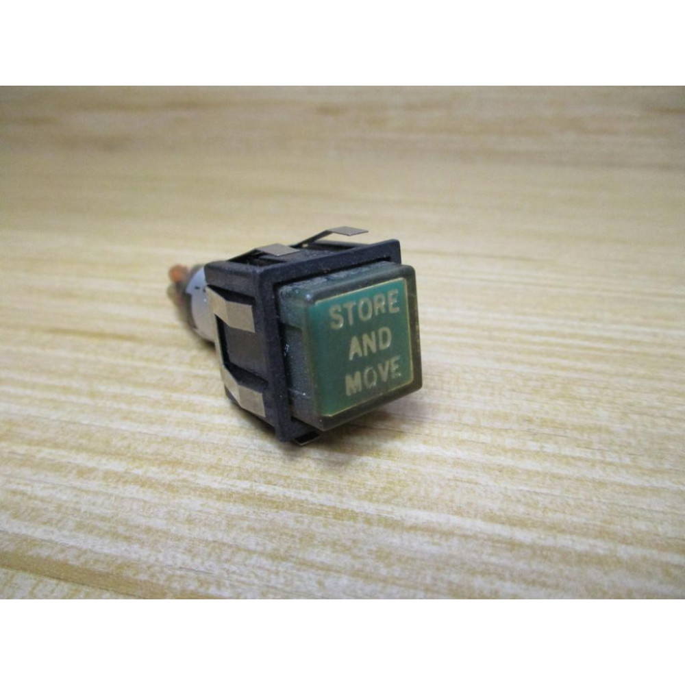 Dialight 513-0311-810 Switch 44A393658-001 Green "Store & Move" - Used