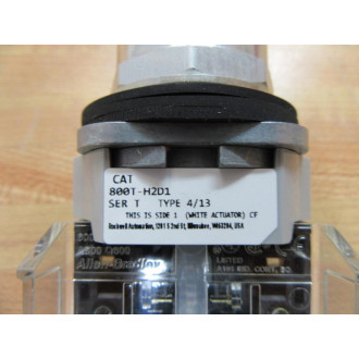 Allen Bradley 800T-H2D1 Selector Switch  800TH2D1 W 800T-XD1 - New No Box