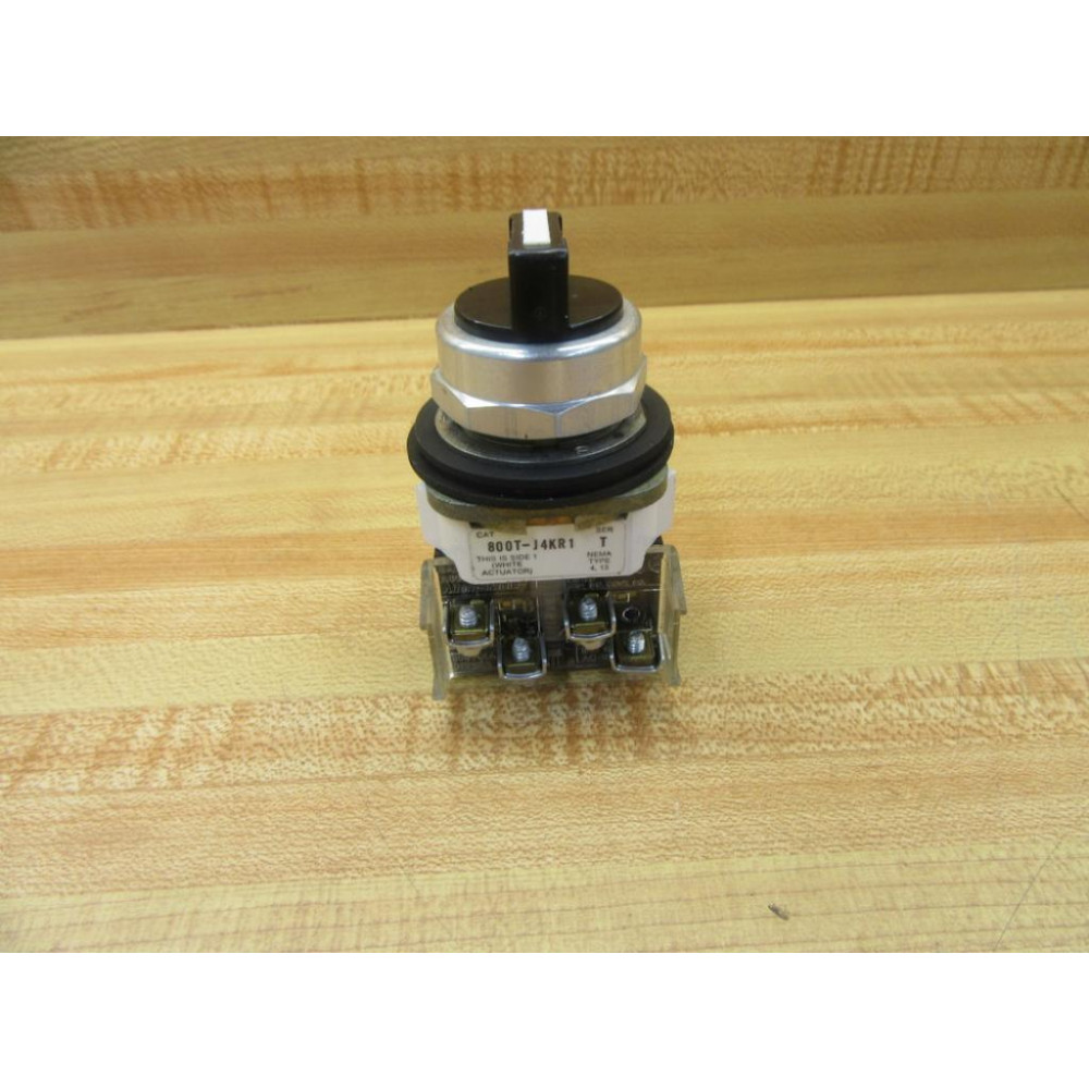 Allen Bradley 800T-J4KR1B Switch 800TJ4KR1B w2-800T-XA Contacts - New No Box Allen Bradley 800T-J4KR1B Switch 800TJ4KR1B w2-800T-XA Contacts - New No Box