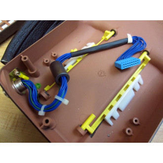 Fanuc A05B-2518-C370SGL Pendant A05B2518C370SGL Enc.Only wHdw,SSw+E-Stop - Used