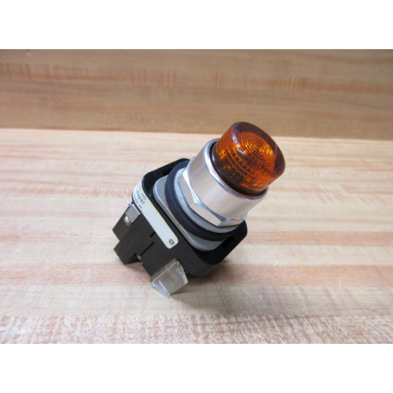 Allen Bradley 800T-NX697 Push Button 800T-NX697R Amber - New No Box