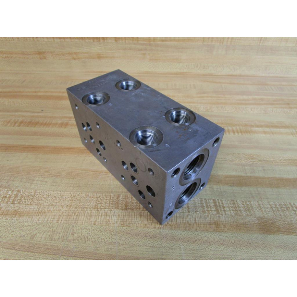 PHD 1-2223-02 Manifold 1222302 - Used PHD 1-2223-02 Manifold 1222302 - Used