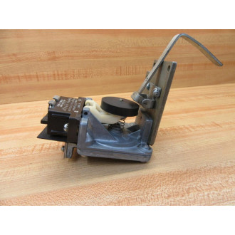 Cutler Hammer 10923H26B Electrical Interlock