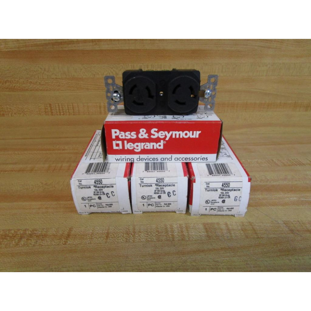 Pass & Seymour 4550 Cooper Turnlok Receptacle (Pack of 4)