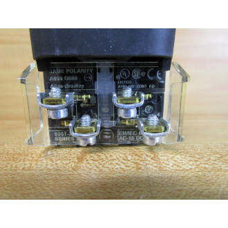 Allen Bradley 800H-QRBH2R Button 800HQRBH2R w800TC-N374 & 800T-XA