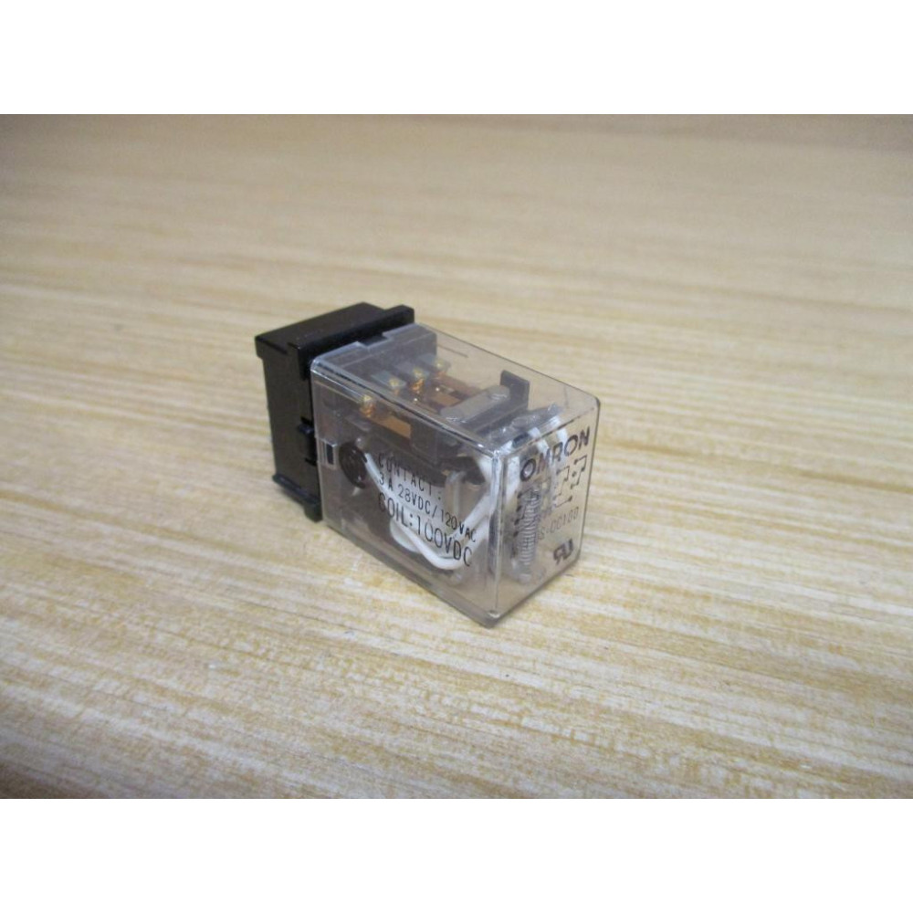 Omron MY4-US-DC100 Relay MY4USDC100 - Used