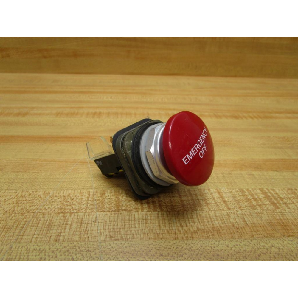 Allen Bradley 800T-D6D2 Pushbutton 800TD6D2 Emergency Off - New No Box