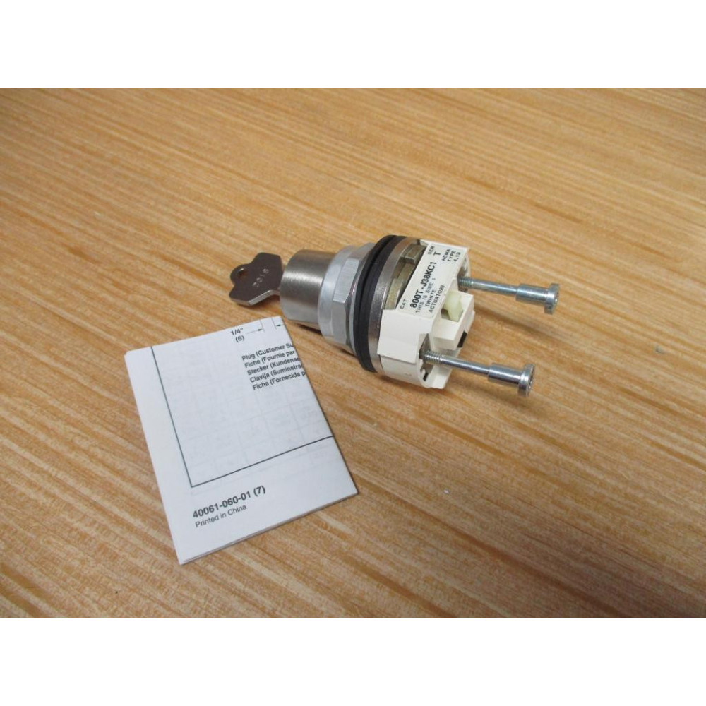Allen Bradley 800T-J38KC1 Keyed Selector Switch - New No Box Allen Bradley 800T-J38KC1 Keyed Selector Switch - New No Box