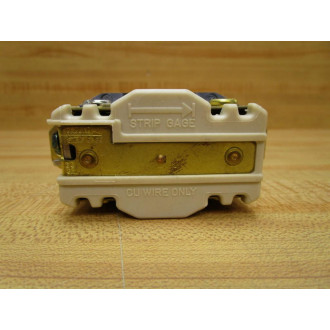 Hubble HBL 2810 Twist-Lock Receptacle HBL2810