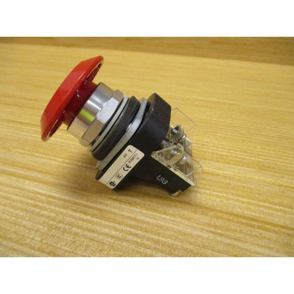 Allen Bradley 800T-FXJ6D4 Red Button 800TFXJ6D4 SER. T - New No Box