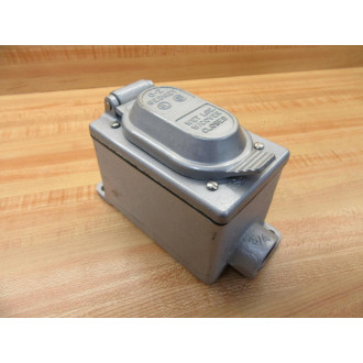 O-ZGedney FS-1-WRCA Single Receptacle Cover WBox FS1WRCA - New No Box