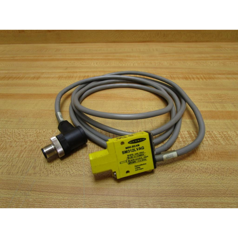 Banner SM312LVAG Sensor 25776 WConnector - Used