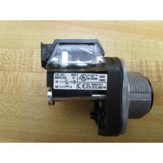 Allen Bradley 800TC-A2A Momentary Push Button 800TCA2A