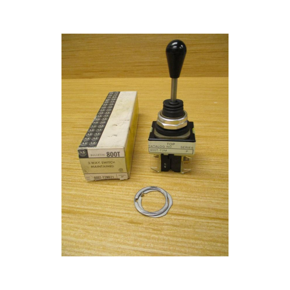 Allen Bradley 800T-T2MB21 Toggle Switch 800TT2MB21 Ser. P