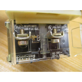 Allen Bradley 800T-T2MB21 Toggle Switch 800TT2MB21 Ser. T