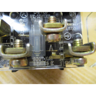 Allen Bradley 800T-FXTQL24RA1 Button W LED Module
