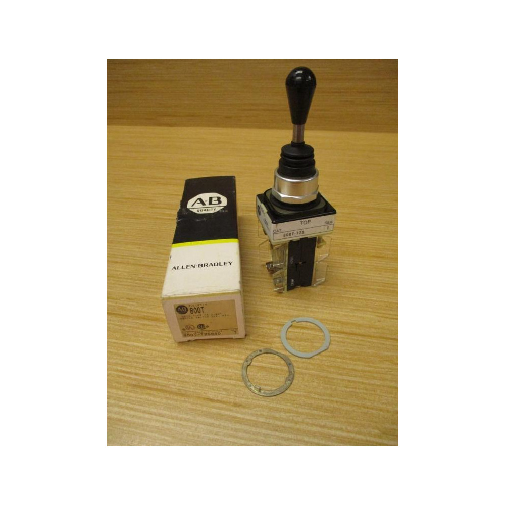 Allen Bradley 800T-T2SB40 Toggle Switch 800TT2SB40