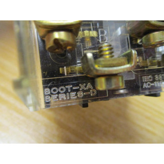 Allen Bradley 800T-T4S Toggle Switch 800TT4S Ser. T
