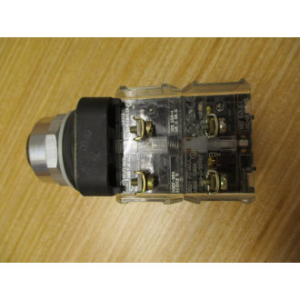 Allen Bradley 800T-FXQ10RA5 Illum. Push Button 800TFXQ10RA5 - New No Box