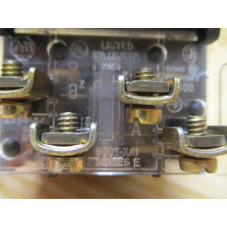 Allen Bradley 800T-FXQ10A1 Push Button Red - New No Box