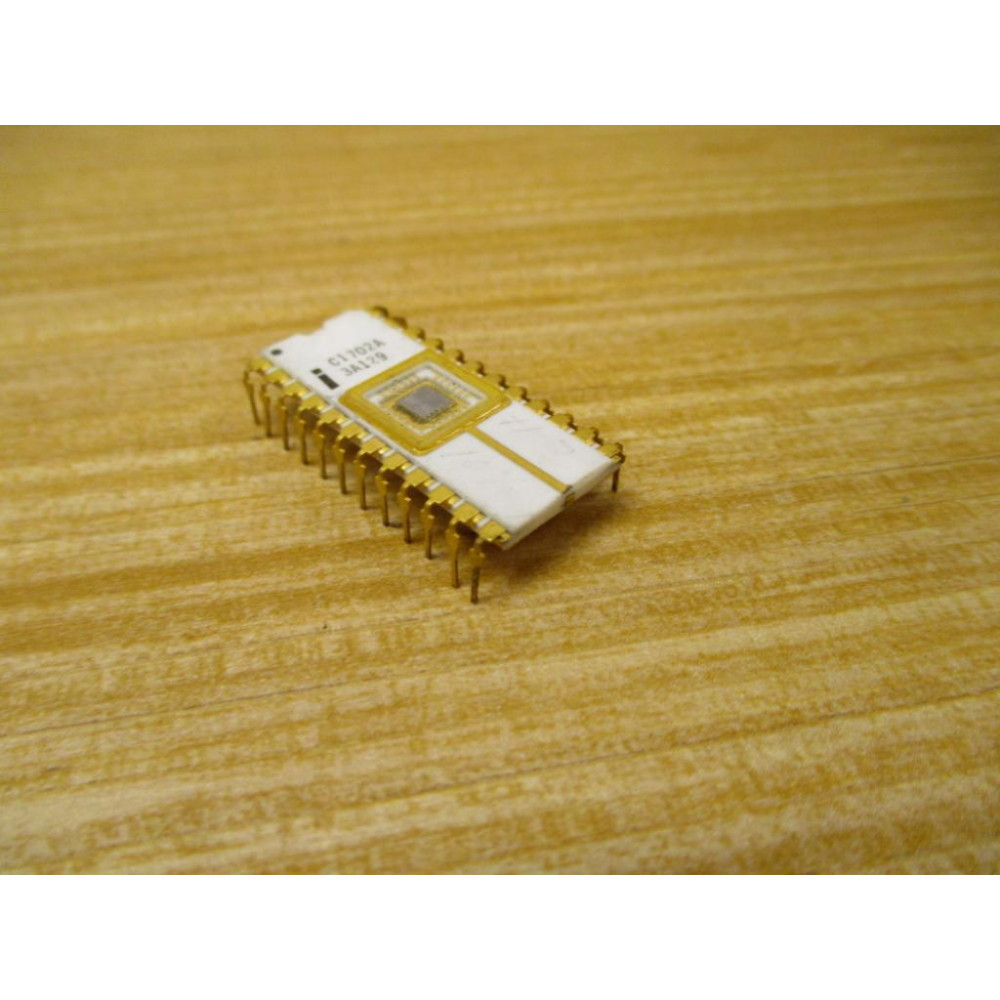 Intel C1702A EPROM GOLD Integrated Circuit - Used