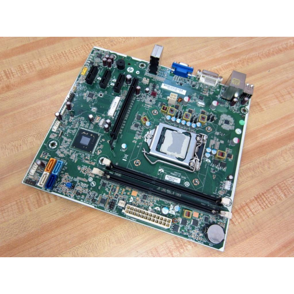 HP 657002-001 MotherBoard - Used
