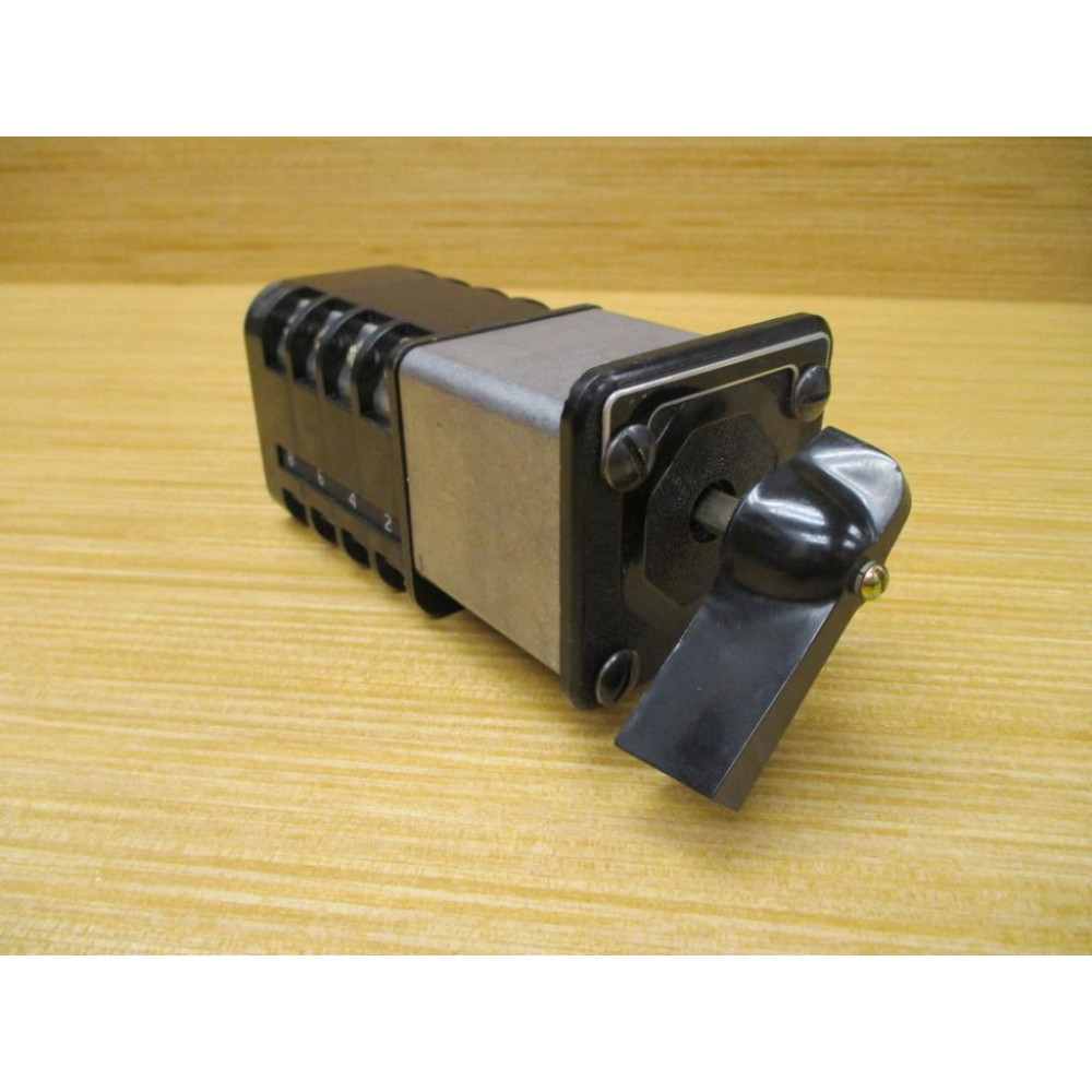General Electric D4C90S1A1L1 GE Control Switch 16SBMD4C90S1A1L1 - New No Box