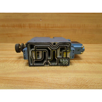 MAC 82A-AC-CKA-TP-DAAP-4DA-9 Valve wFC82A-AA-9 Valve - Used