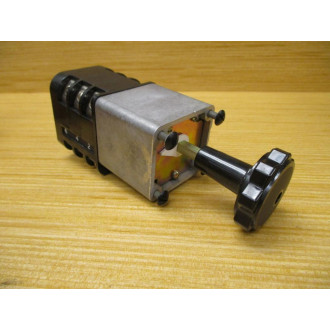 General Electric 10CJ562 GE SBM Control Switch 391 21008 1