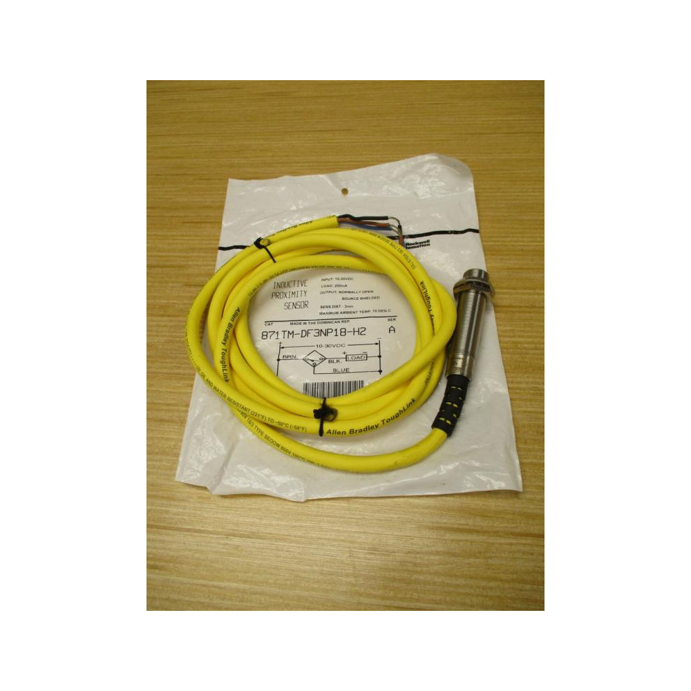 Allen Bradley 871TM-DF3NP18-H2 Inductive Proximity Sensor 871TMDF3NP18H2