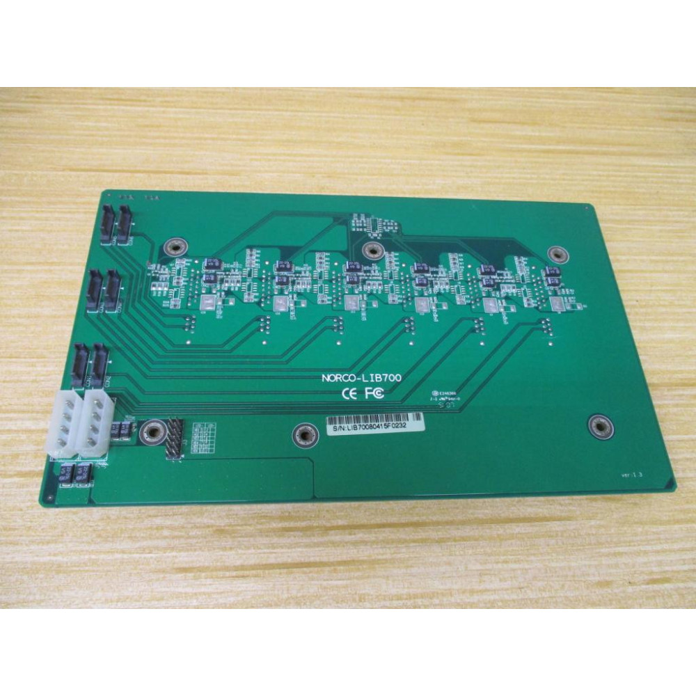 Norco LIB700 6-Channel Backplane Board Chipped Plastic On Connector - Used