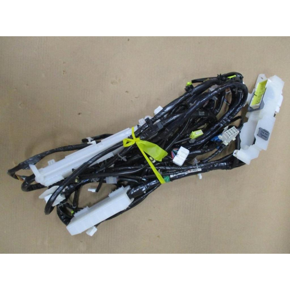Nissan 24014-ZS04A Harness Assembly-B 24014ZS04A