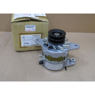 Hino S2702-01060 Alternator Assembly 27020-1060C