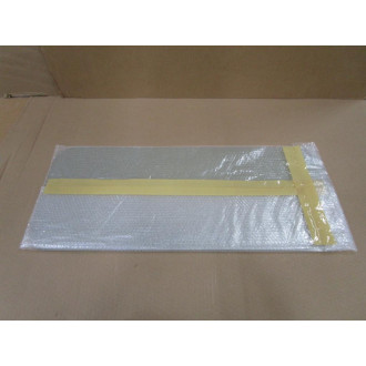 Hino S7943-11320 2 Glass Back