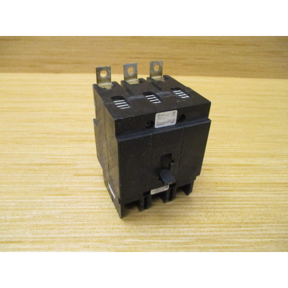 Cutler Hammer GHB3015 15A Circuit Breaker - Used