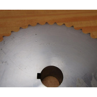 58 Z40 96 Double Sprocket WKeyway 135870 - New No Box