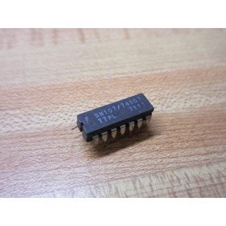 Fairchild 9N10774107 Integrated Circuit 9N10774107 (Pack of 2) - New No Box