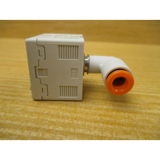 SMC ISE30-N7L-28-LA Pressure Switch ISE30-N7L-28