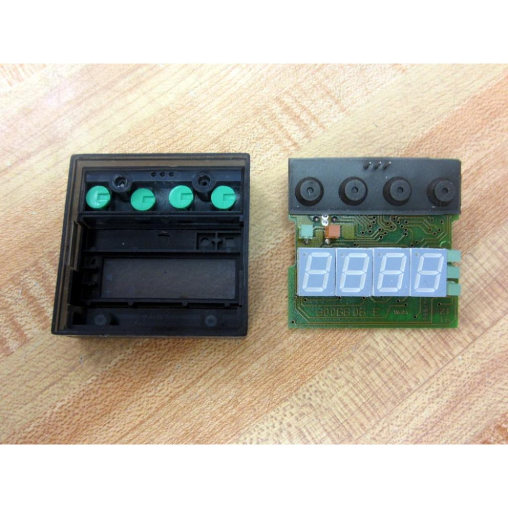 Omega Control Panel Omega CN9211A Temperature Control CN9000A Front Panel Only - New No Box