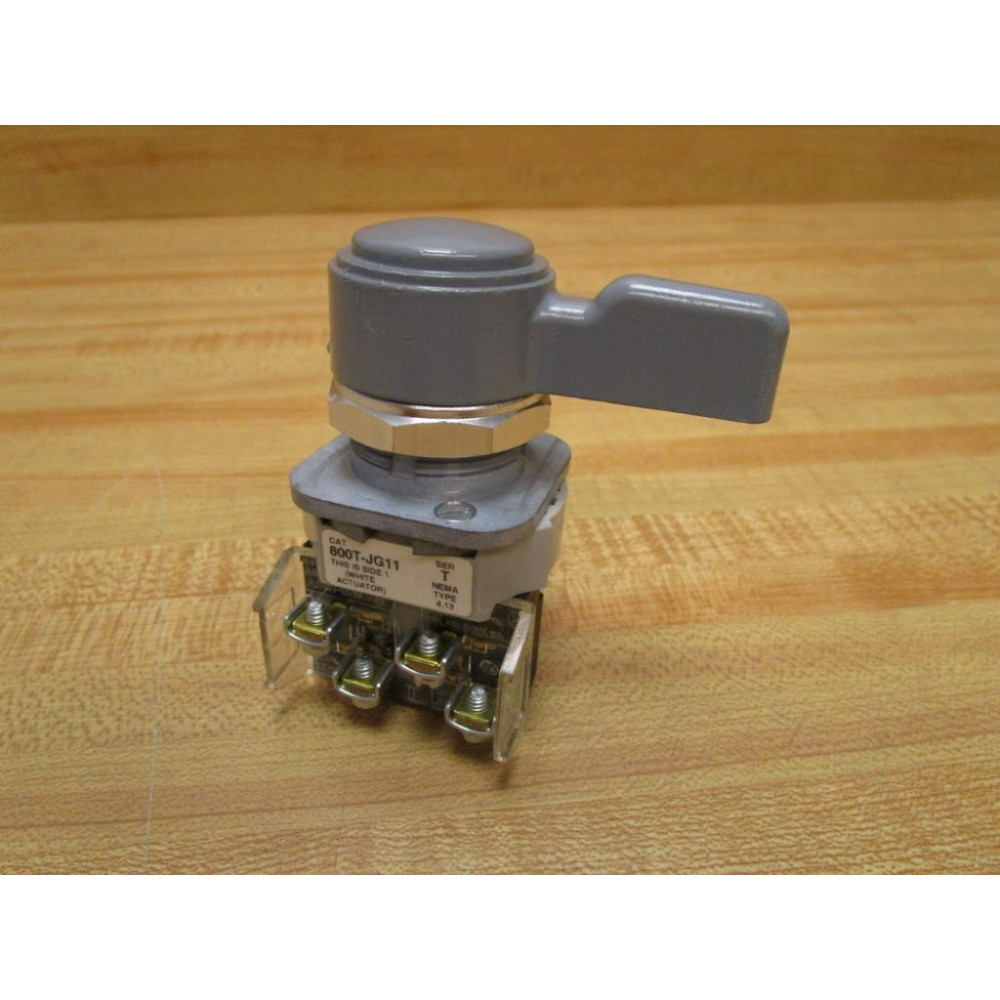 Allen Bradley 800T-JG11 Selector Switch Operator 800TJG11 WKnob - New No Box