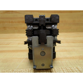 Cutler Hammer 9575H2633A Relay 1058 - Used
